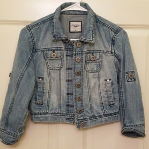 Cropped jean jacket